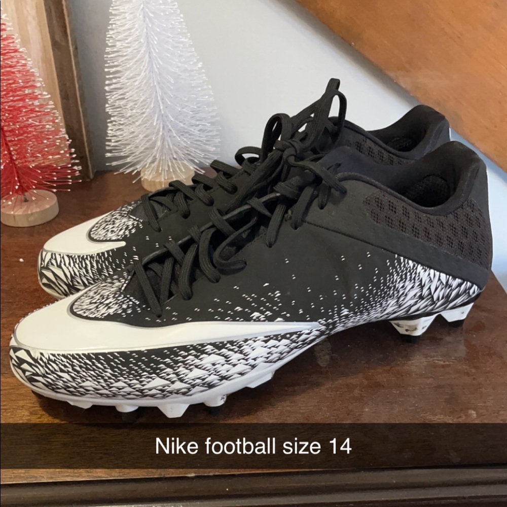 Nike Vapor Speed Football Cleats